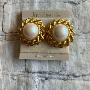 JACOBSON’S VINTAGE CLIP EARRINGS BIG PEARL 3D GOLD TONE ROBE ENCASEMENT